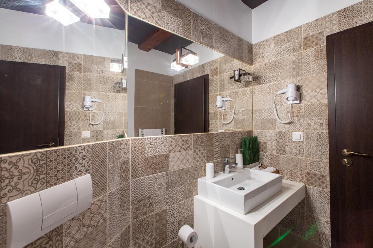 Vendi Grand Square Residence Sibiu Bagian luar foto