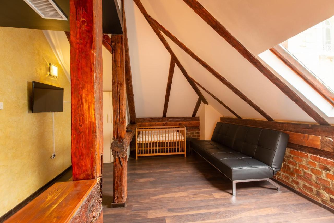 Vendi Grand Square Residence Sibiu Bagian luar foto