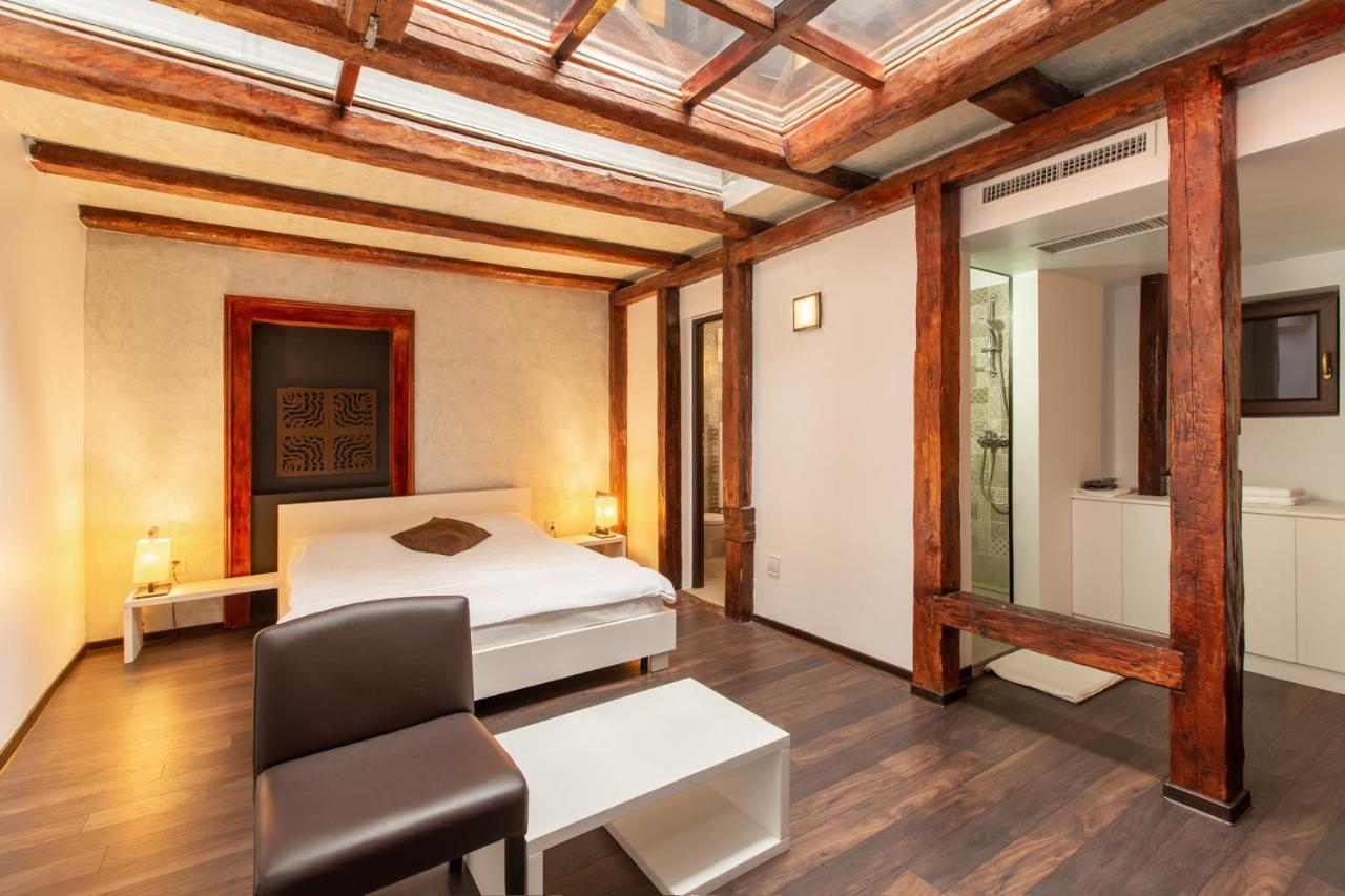 Vendi Grand Square Residence Sibiu Bagian luar foto